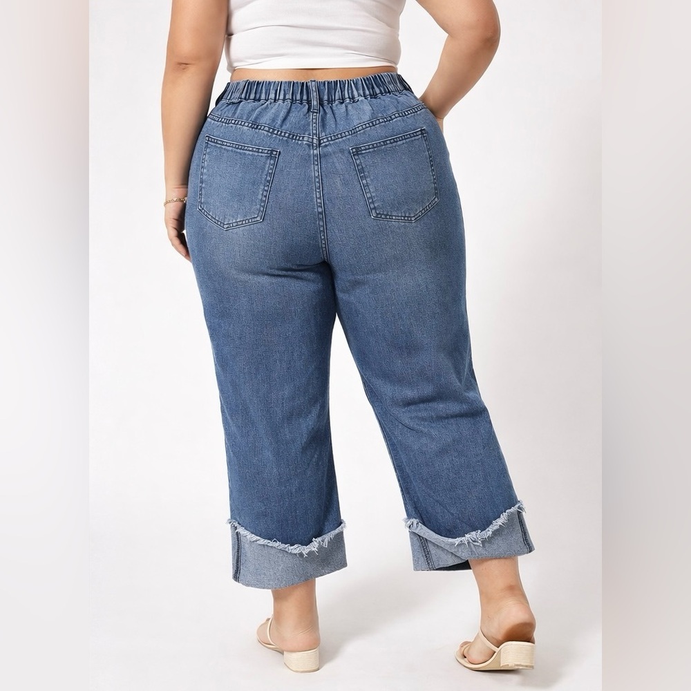 Plus High-Rise Crop Jeans in Medium Blue - Picture 2 of 2